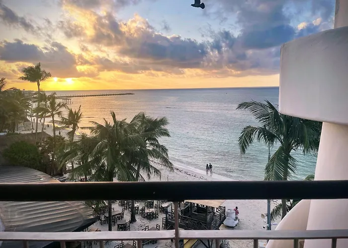 Front - Ocean View 1 Bedroom With Terrace & Hughe Infinity Pool Heart Of Playa Del Carmen-el Faro Residental Surf 407 * Playa del Carmen